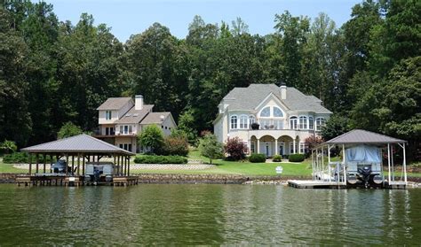 Riverbend Lyons Bend Tn Waterfront Homes For Sale Tnrealestateauction