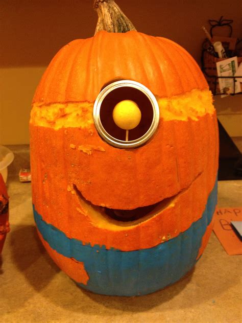 Minion Jack O Lantern Jack O Lantern Pumpkin Carving Crafts