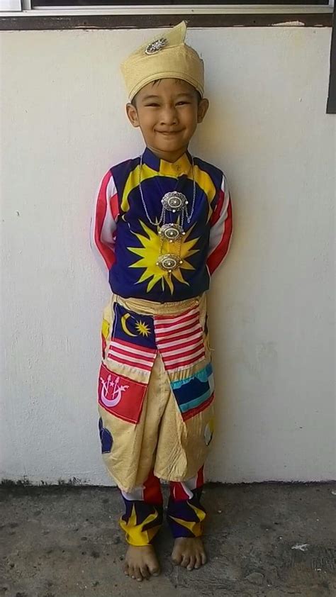 Melukis 4 watak cerita hutan. Baju Kebangsaan Malaysia Baju Kebangsaan Malaysia Baju ...