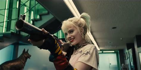 birds of prey prison fight scene nearly had a hilarious nsfw weapon