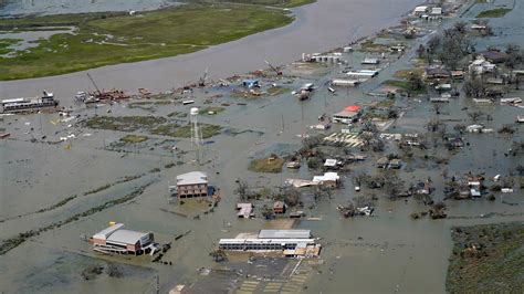 Hurricane Laura Leaves Six Dead Homes Flattened Coastal Towns Flooded