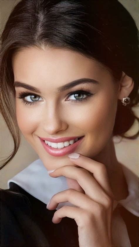 Pin By Amela Poly On Model Face In Beautiful Girl Face Most Beautiful Eyes Beautiful Smile