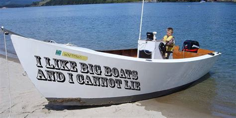 20 Funny Boat Names For People Who Love Puns