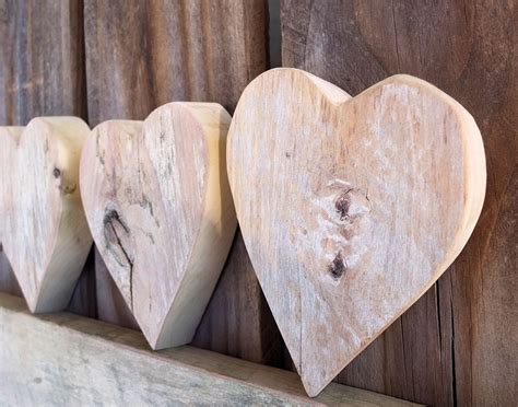 Wooden Hearts Diy Wood Crafts Reclaimed Barn By Woodworking Projects