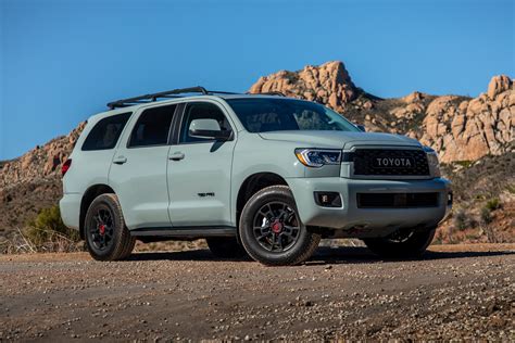 Review 2022 Toyota Sequoia 4x4 Trd Pro Hagerty Media Review 2022