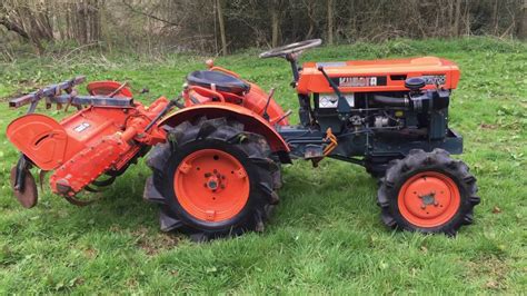Kubota B7000 4wd Compact Tractor With 4 Foot Rotavator Youtube