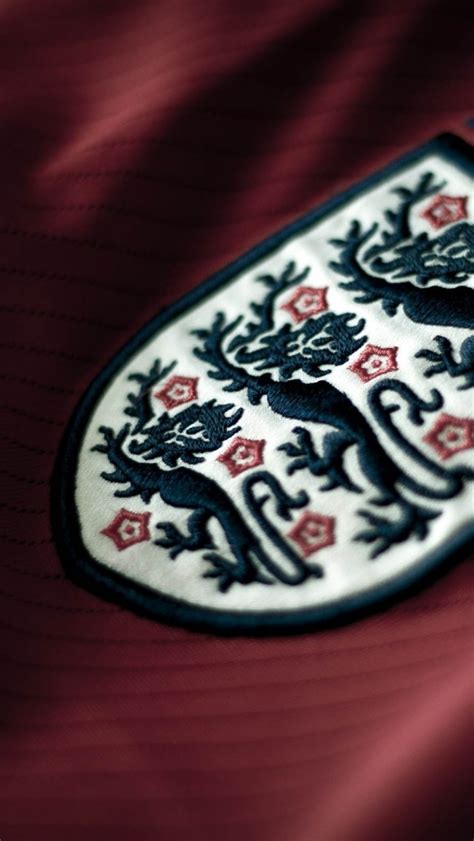 Download the football wallpapers wallpaper in hd or widescreen wallpaper. England Football Shirt Crest World Cup 2014 iPhone 5 Wallpaper HD - Free Download | iPhoneWalls