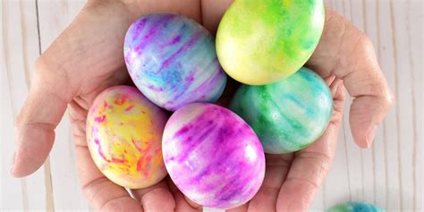 How To Make Shaving Cream Easter Eggs Dyeing Easter Eggs With Shaving