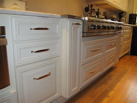 See more ideas about redo furniture, furniture makeover, painted furniture. Restoration Hardware Bistro handles | Restoration hardware ...