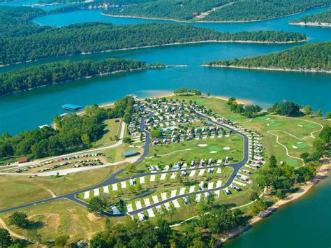 Boat dealers & services : Ozarks Luxury RV Resort on Table Rock Lake near Branson MO