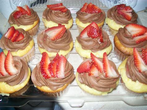 Click the color by ynna marie c. Neapolitan (best seller). | Food, Desserts, Neapolitan