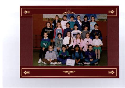 Photo De Classe Cm2 De 1988 Ecole Courbeton Saint Germain Laval