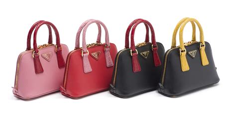 Scopri idee regalo per natale davvero incredibili. Idee Regalo di Natale Per Lei - Condé Nast Live!