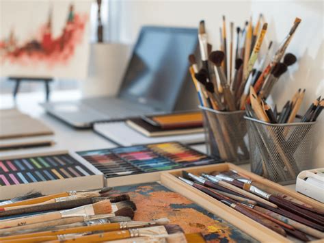 Drawing Tools And Supplies Top Picks For Artists