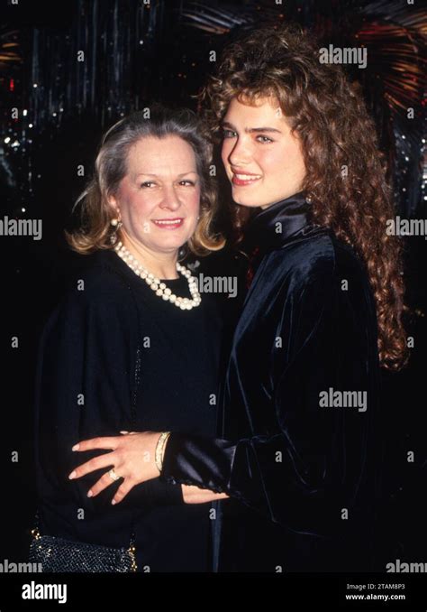 1989 Brooke Shields Teri Shields Photo By John Barrettphotolink Stock