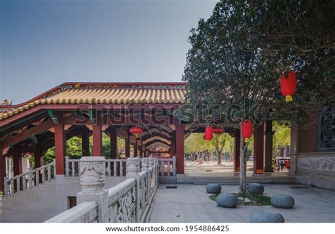 Chinese Temple Garden Chinese Style Architecture Stock Photo 1954886425