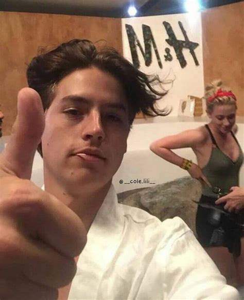 Cole And Lili Compartió Una Publicación En Instagram You Prefer Bughead Or Sprousehart💓💓