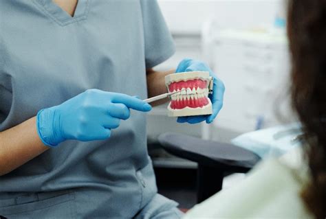 ¿qué Es El Curetaje Dental Clínicas Yanesdent