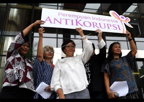 Aksi Perempuan Indonesia Antikorupsi Antara Foto