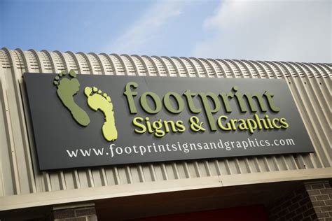Shop Front Signage And Fascias Outdoor Retail Signs Footprint Signs