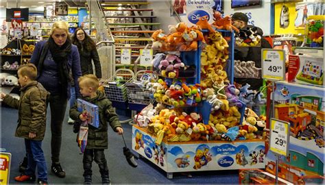 Uk Toy Market Suffers 6 Sales Drop In 2019 But Remains Europes