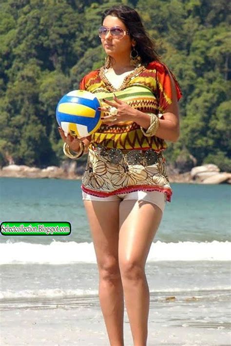 Namitha Shows Wet Cameltoe While Playing With A Ball