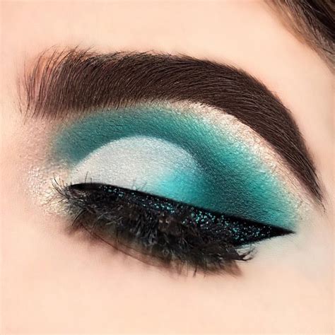 Turquoise Eyeshadow With Sparkle Eyeliner Crazy Makeup Turquoise