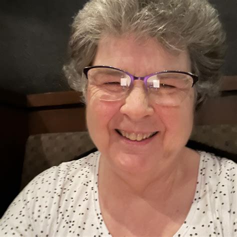 Esther's Table | Lockport NY