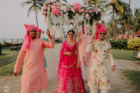 20 Best Bridal Entry Songs For Your 2021 Indian Wedding Wedmegood