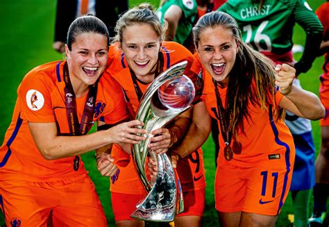De Nederlandse Voetbalvrouwen Ook Wel De Oranje Leeuwinnen
