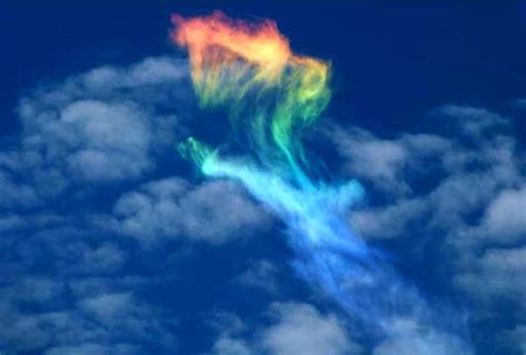 Have You Ever Seen A Fire Rainbow Fire Rainbows Are A Rare
