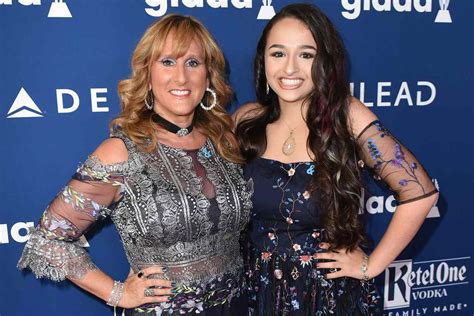 Jazz Jennings Mother On The Advice She S Given Her Daughter To Find