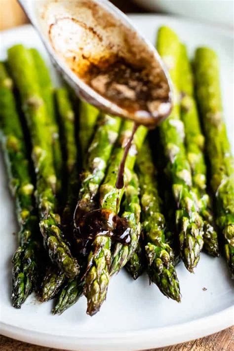 Oven Roasted Asparagus W Balsamic Brown Butter The Food Charlatan