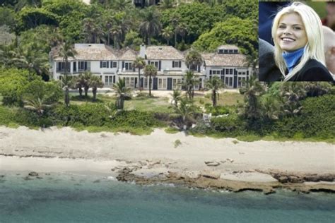 Tiger Woods Ex Wife Elin Nordegren Demolishes Her 12 Million Mansion