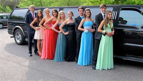 Prom Night Limousine Vancouver Grad Night Limo Rental Service