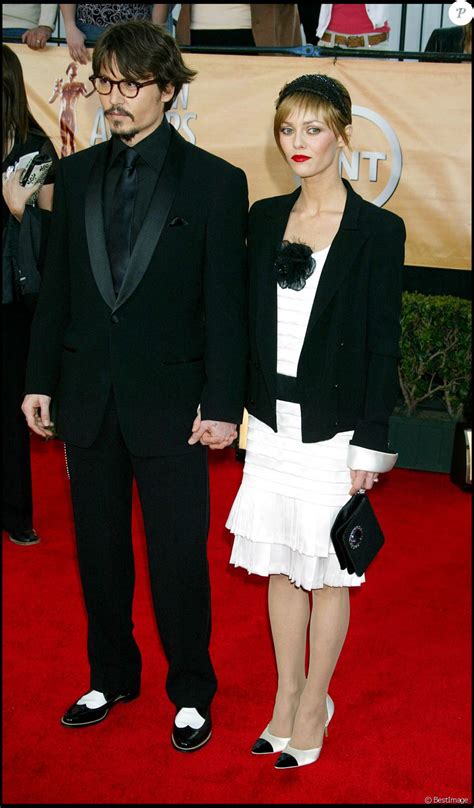 Johnny Depp et Vanessa Paradis aux Screen Actors Guild Awards à Los Angeles en 2005. - Purepeople