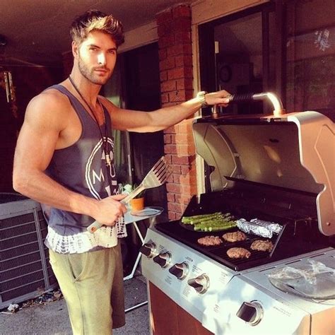 20 Hot Guys Cooking Who You Wish Were Making Your Dinner Tonight Photos