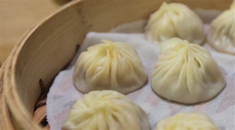 Thinking of visiting din tai fung in glendale? Legendary Taiwanese Soup Dumplings Are Hitting Las Vegas ...