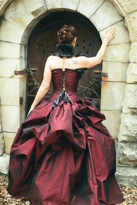 Fashion doesn't stop at size 14! Bustle Gown-red bustle gown-victorian-gothic prom-gothic ...