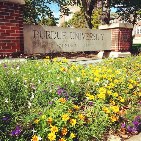 Purdue Always Gives A Warm Welcome To Fall Purdue Purdue University