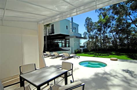 Luxury House Makes Modern Luxury A Daily Event In Beverly Hills