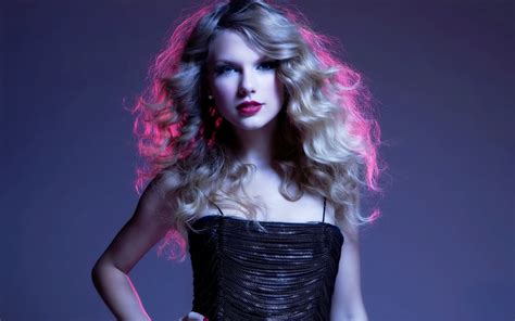 1280x800 Resolution Taylor Swift Highlighted Hair Wallpaper 1280x800