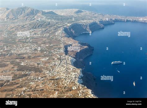 Santorini Island Holidays In Greece Travel Traveling Fira Thera Town