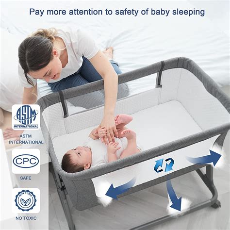 Pamo Babe Unisex Bedside Sleeper Infant Bassinet With Wheels And