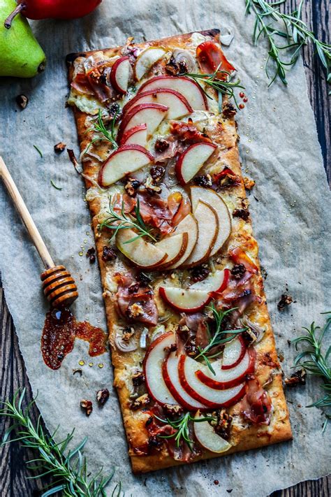 Pear And Brie Flatbread Pizza With Prosciutto Give It Some Thyme