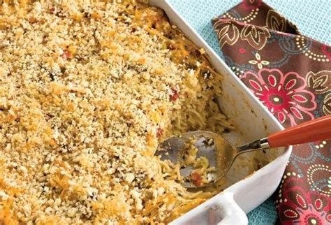 This is such a great dinner staple to have in your arsenal! Paula Deen's Chicken Spaghetti | Recipes, Cooking recipes ...