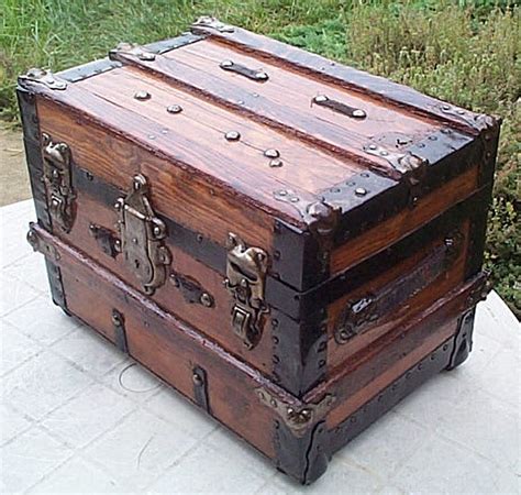 How To Restore Antique Trunks And Trunk Restoration