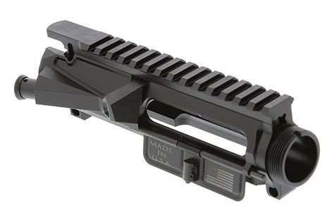 Choosing The Right Ar 15 Upper Flat Top Vs Carry Handleforged