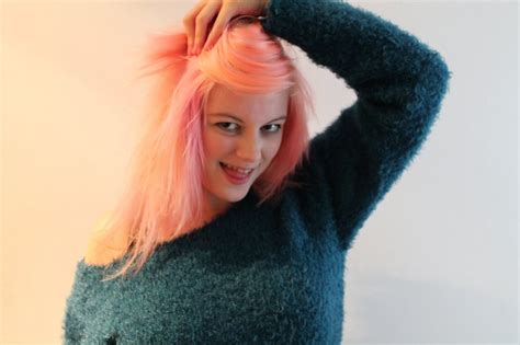Springwatch by @erikpascarelli using our super cool colours. BLEACH London - Awkward Peach Hair Dye review.