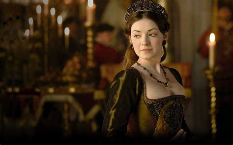 The Cast Of Tudors Vs The Real Historical Tudors Sarah Bolger Fashion History Catherine Of